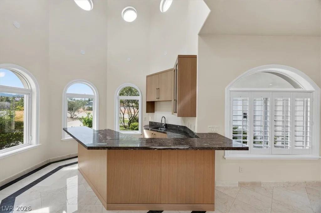 2021 Valadez, Las Vegas, NV 89117