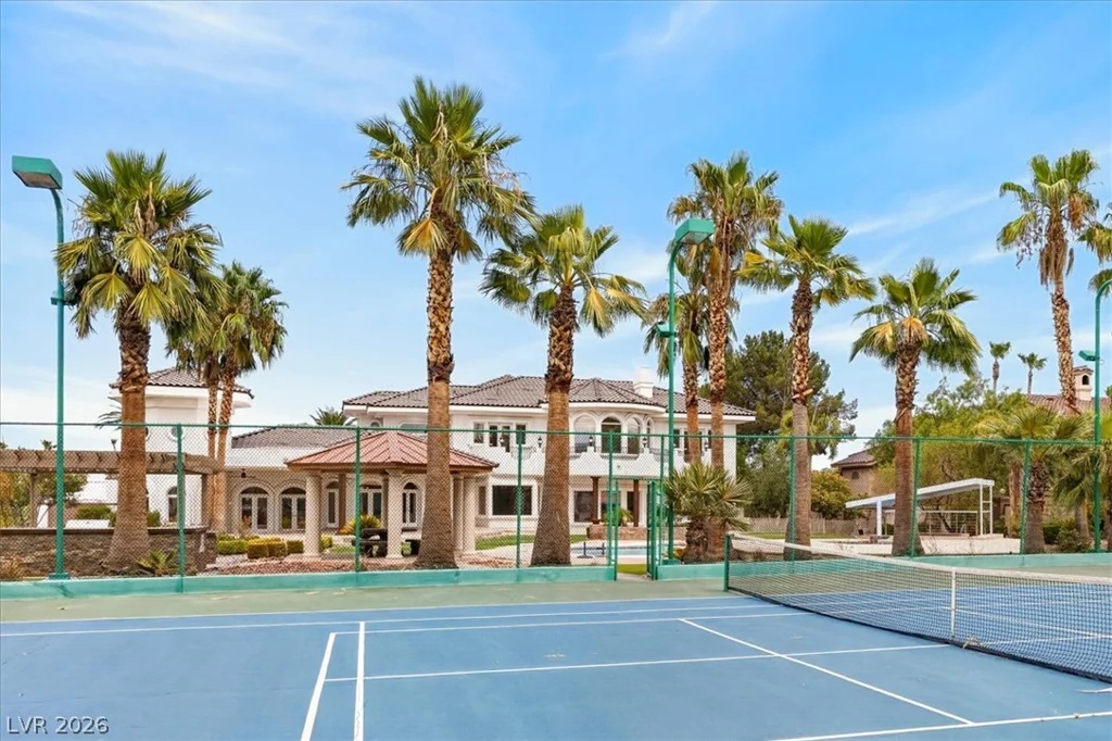 2021 Valadez, Las Vegas, NV 89117