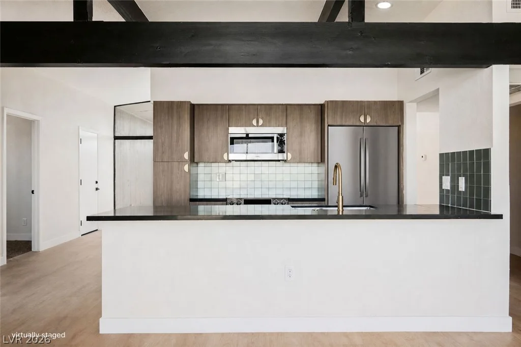 2732 Castle, North Las Vegas, NV 89030