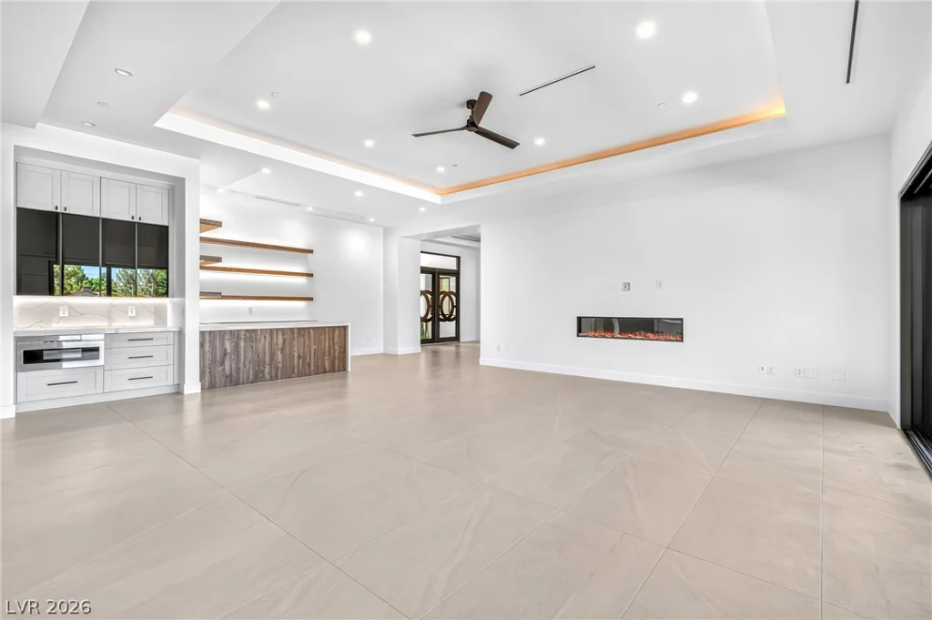 7020 Bath, Las Vegas, NV 89131
