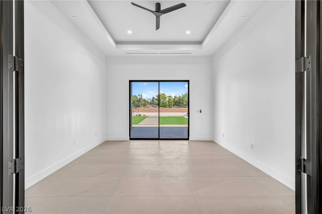 7020 Bath, Las Vegas, NV 89131