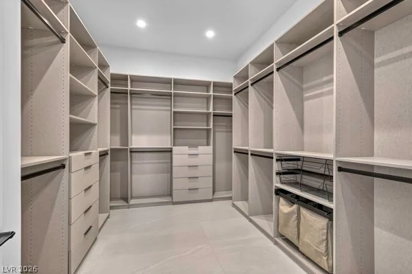 7020 Bath, Las Vegas, NV 89131
