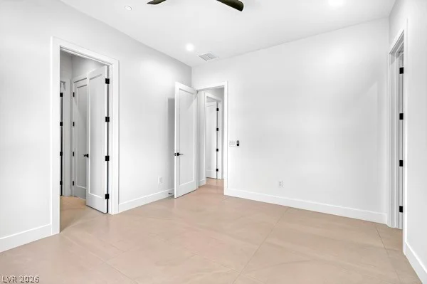 7020 Bath, Las Vegas, NV 89131