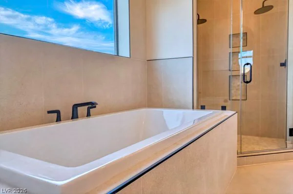 7020 Bath, Las Vegas, NV 89131