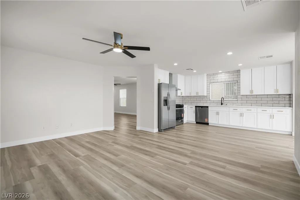 6772 Oak Mist, Las Vegas, NV 89139