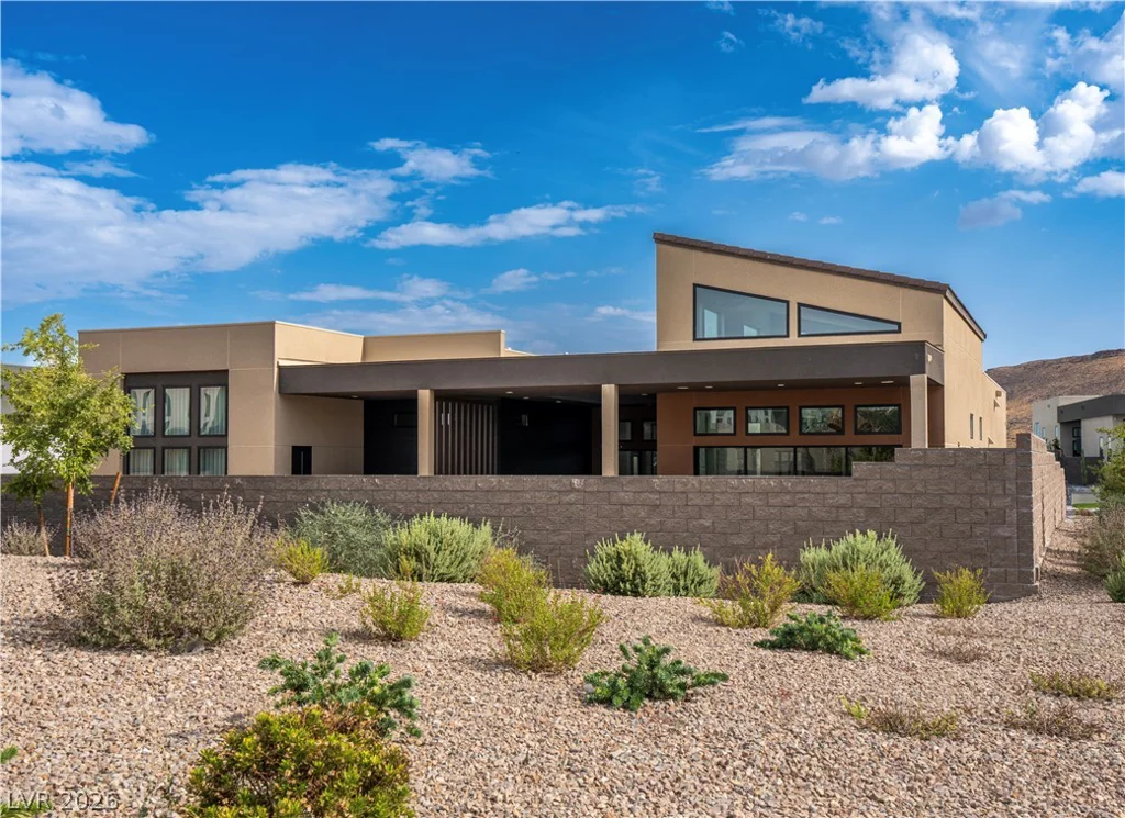 11134 Desert Heights, Las Vegas, NV 89135