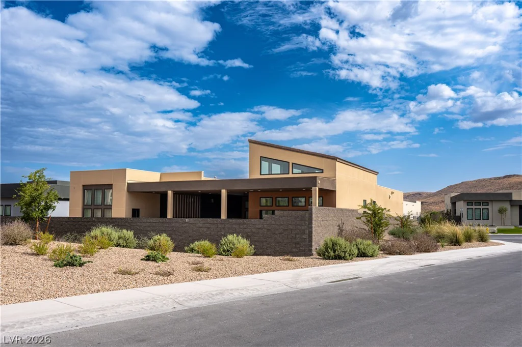 11134 Desert Heights, Las Vegas, NV 89135