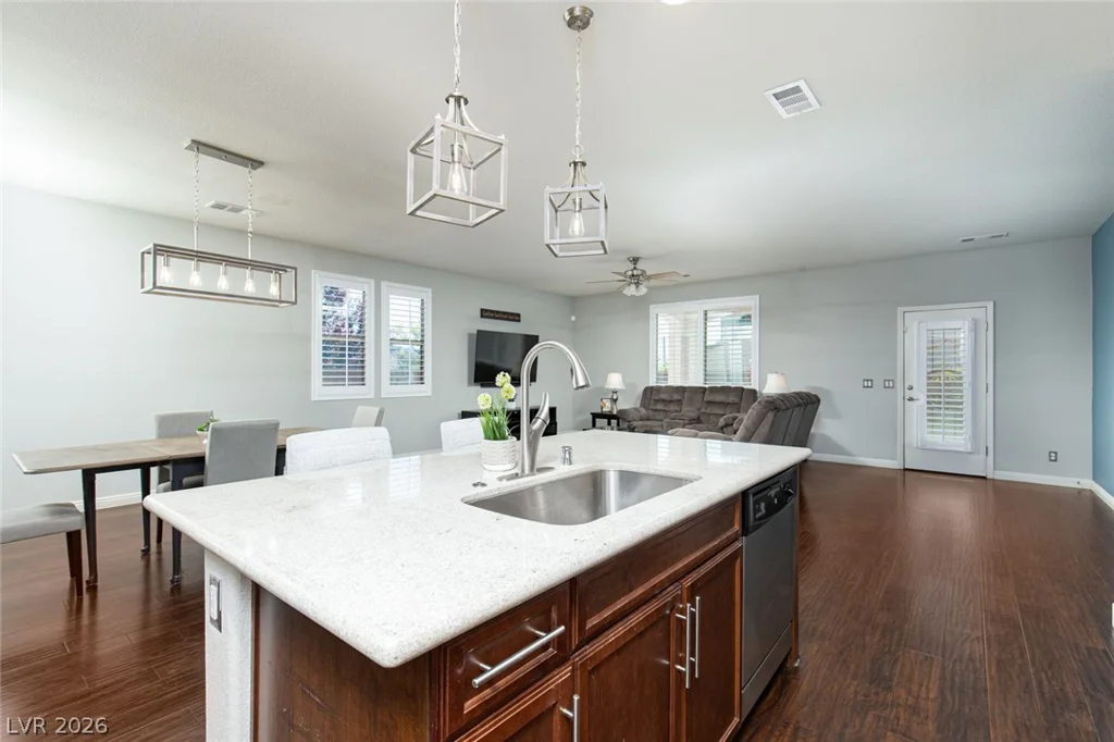 7624 Sugarloaf Peak, Las Vegas, NV 89166