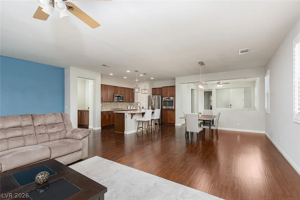 7624 Sugarloaf Peak, Las Vegas, NV 89166