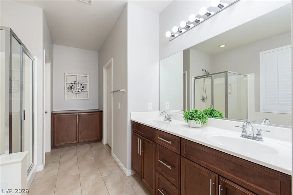 7624 Sugarloaf Peak, Las Vegas, NV 89166