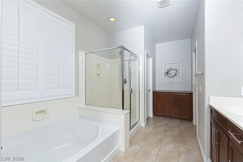 7624 Sugarloaf Peak, Las Vegas, NV 89166