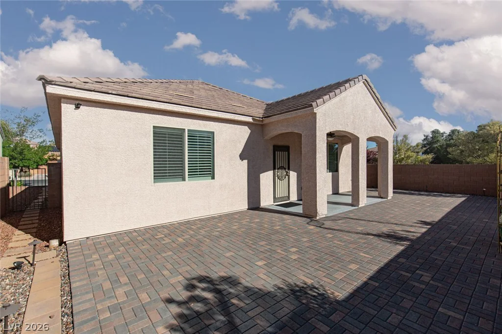 7624 Sugarloaf Peak, Las Vegas, NV 89166