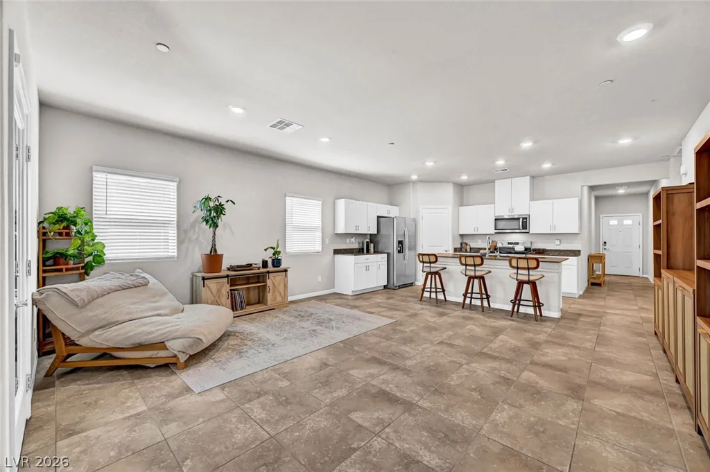 10257 Sequoia Falls, Las Vegas, NV 89149