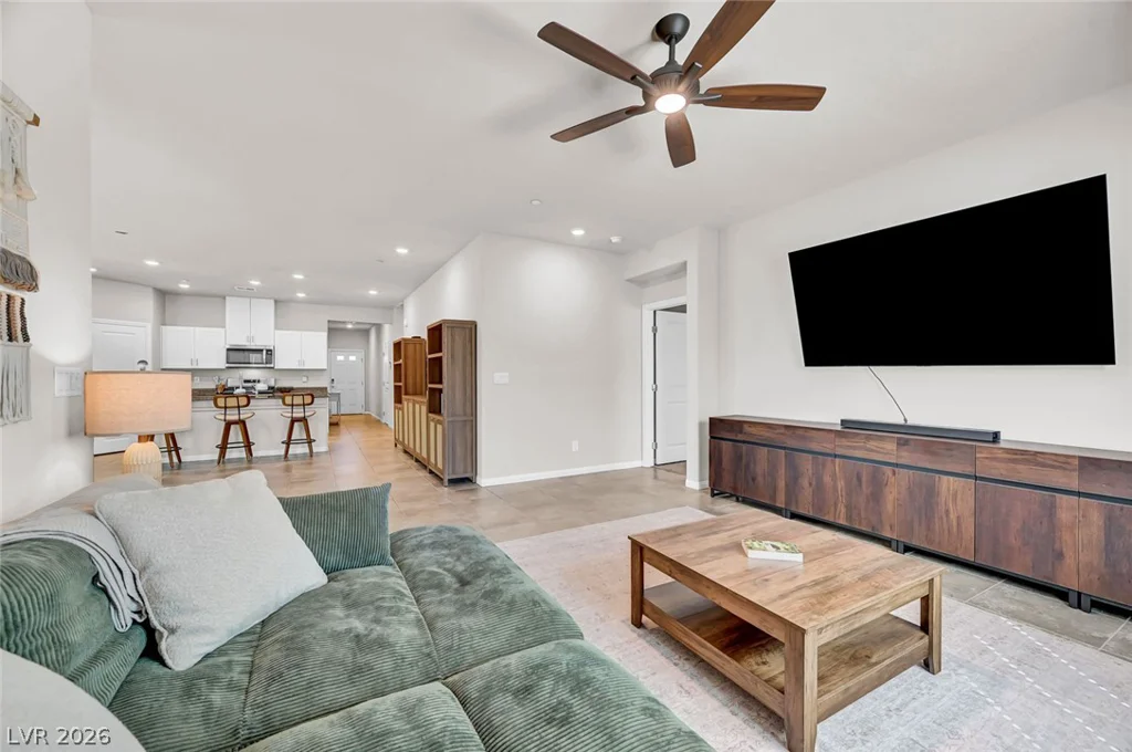10257 Sequoia Falls, Las Vegas, NV 89149