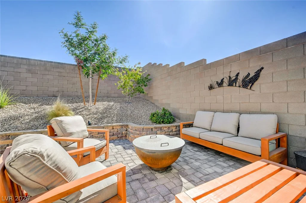 10257 Sequoia Falls, Las Vegas, NV 89149
