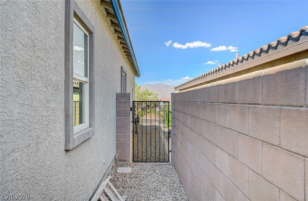 10257 Sequoia Falls, Las Vegas, NV 89149