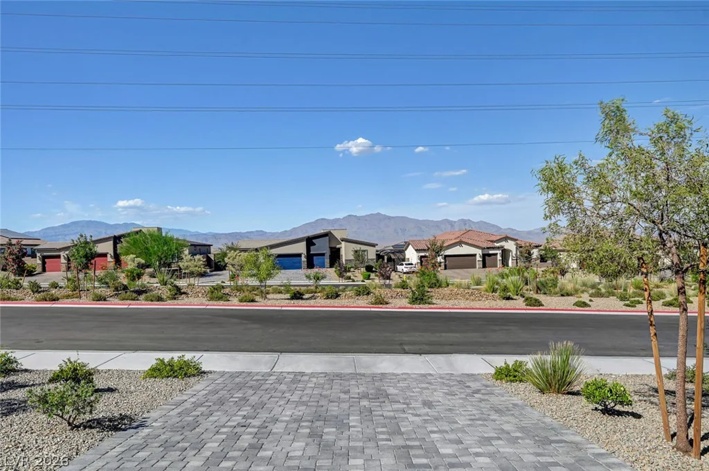 10257 Sequoia Falls, Las Vegas, NV 89149