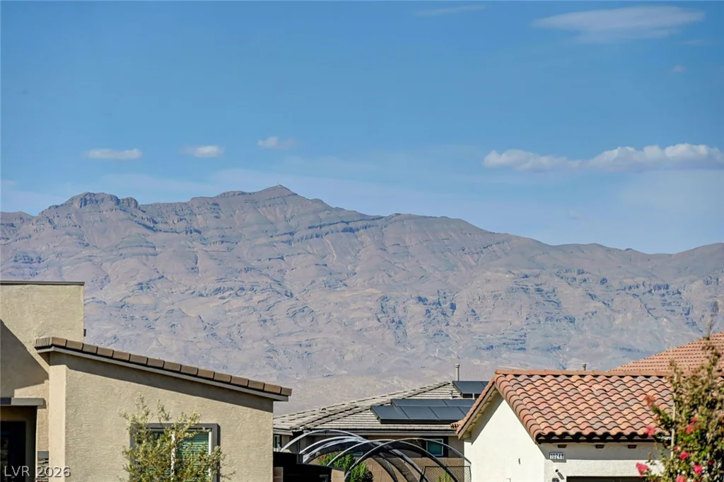 10257 Sequoia Falls, Las Vegas, NV 89149