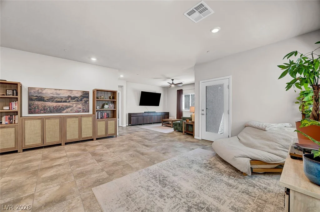 10257 Sequoia Falls, Las Vegas, NV 89149
