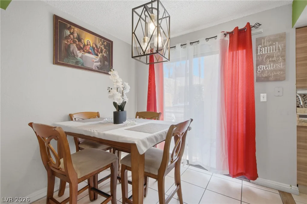 2639 Aracatuba, Las Vegas, NV 89121