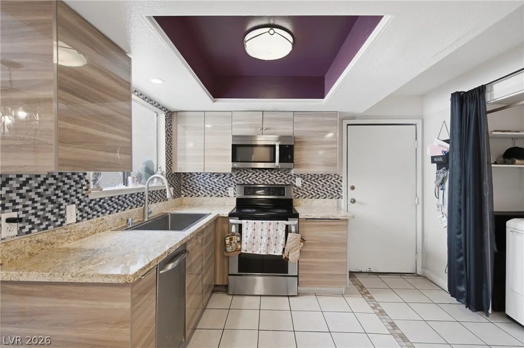 2639 Aracatuba, Las Vegas, NV 89121