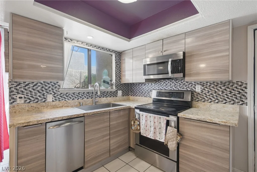 2639 Aracatuba, Las Vegas, NV 89121