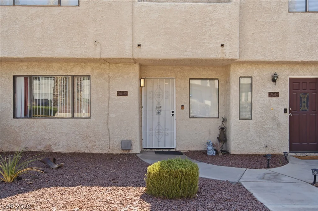 2639 Aracatuba, Las Vegas, NV 89121