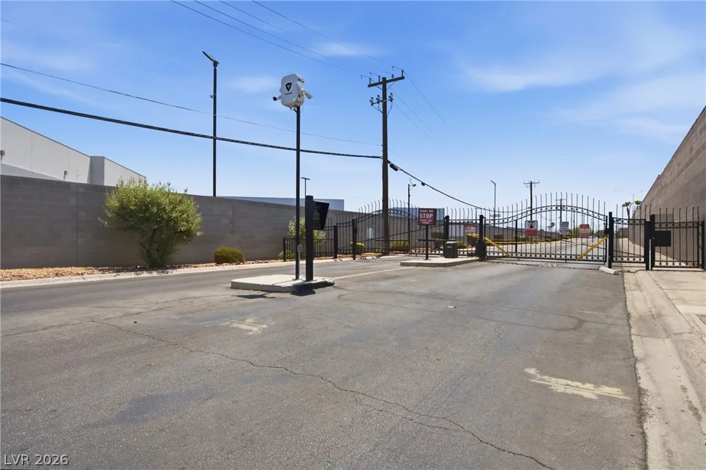 2639 Aracatuba, Las Vegas, NV 89121