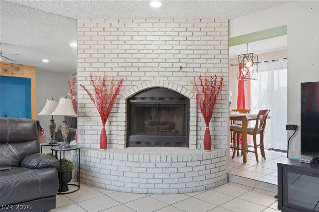 2639 Aracatuba, Las Vegas, NV 89121