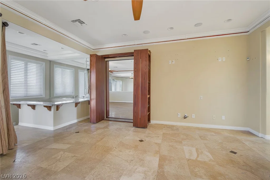 1708 Wincanton, Las Vegas, NV 89134