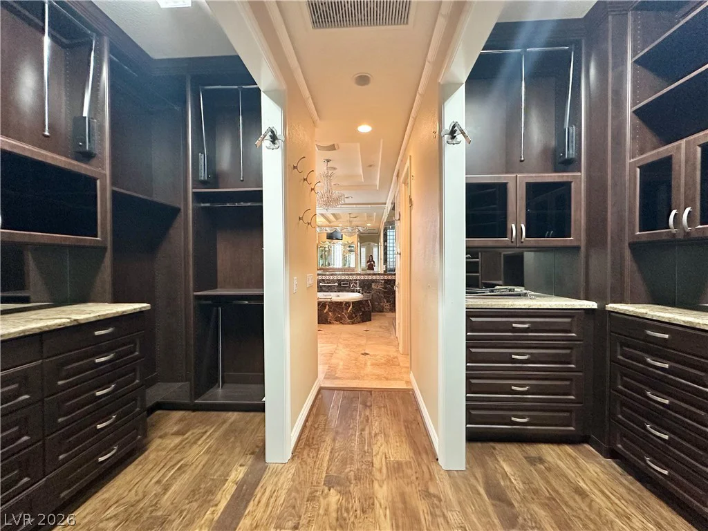 1708 Wincanton, Las Vegas, NV 89134