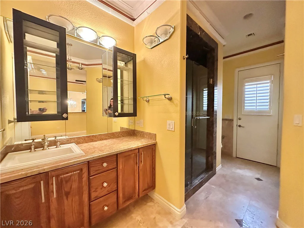 1708 Wincanton, Las Vegas, NV 89134