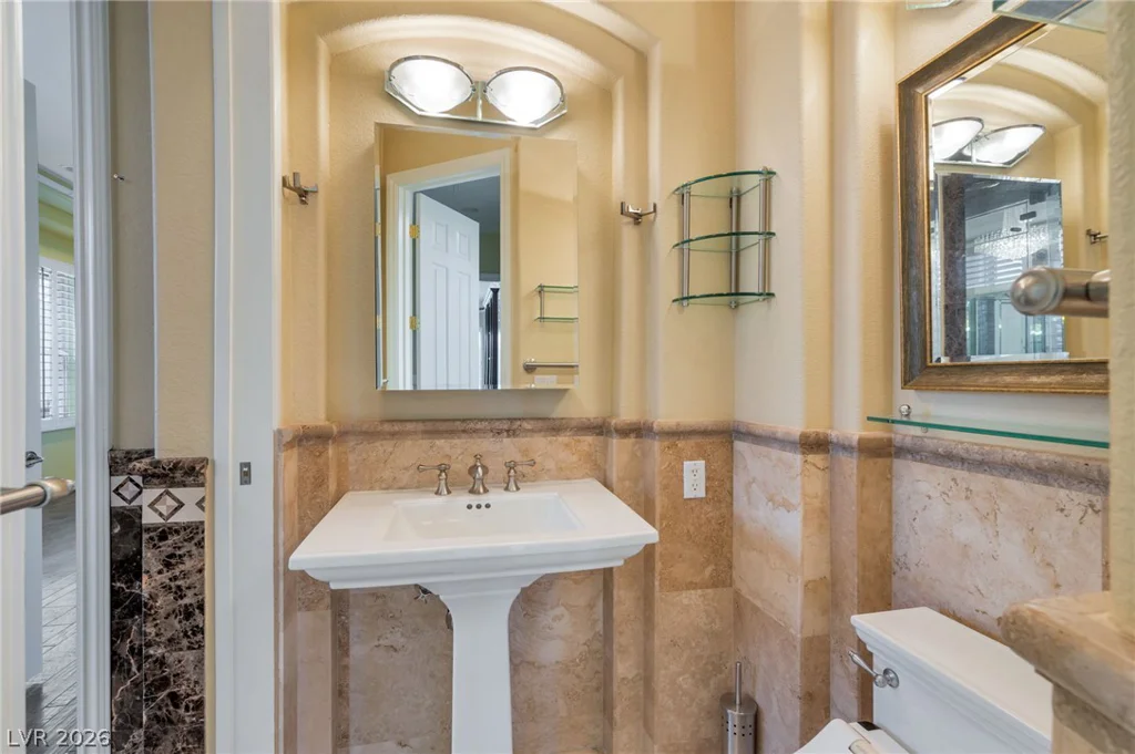 1708 Wincanton, Las Vegas, NV 89134
