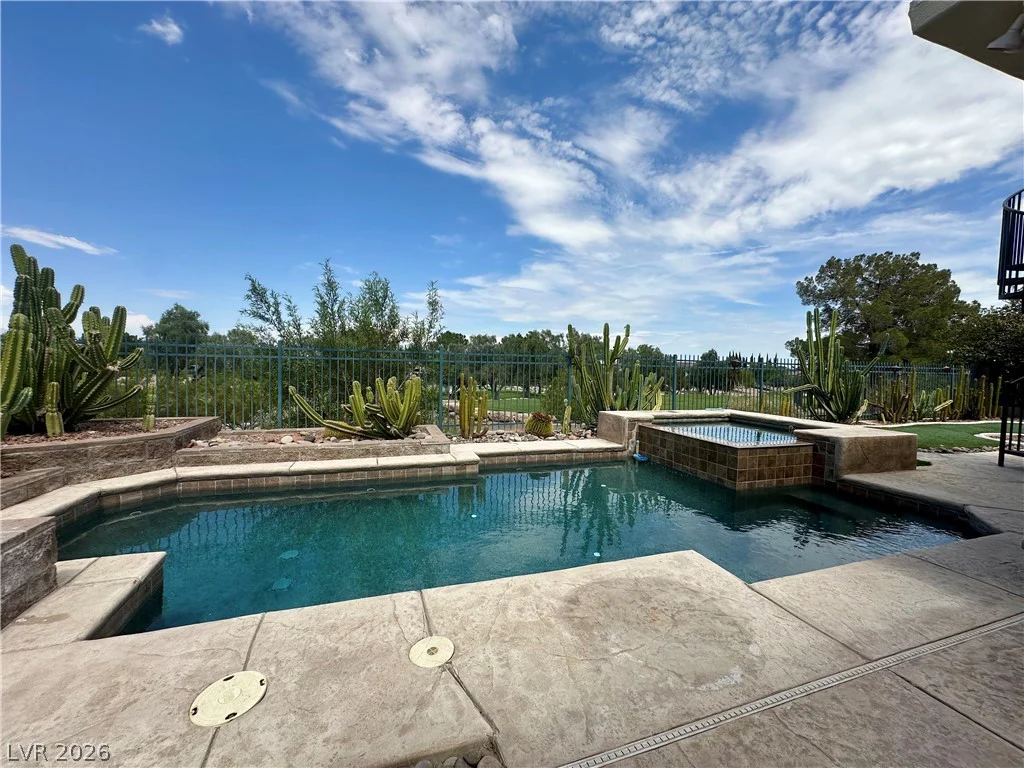 1708 Wincanton, Las Vegas, NV 89134