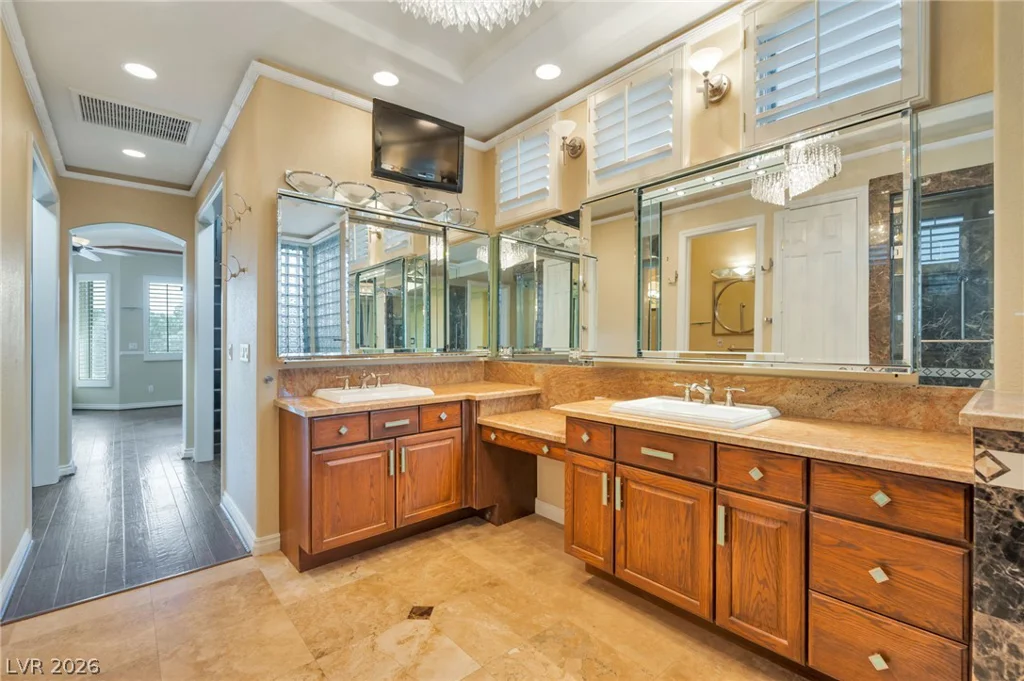 1708 Wincanton, Las Vegas, NV 89134