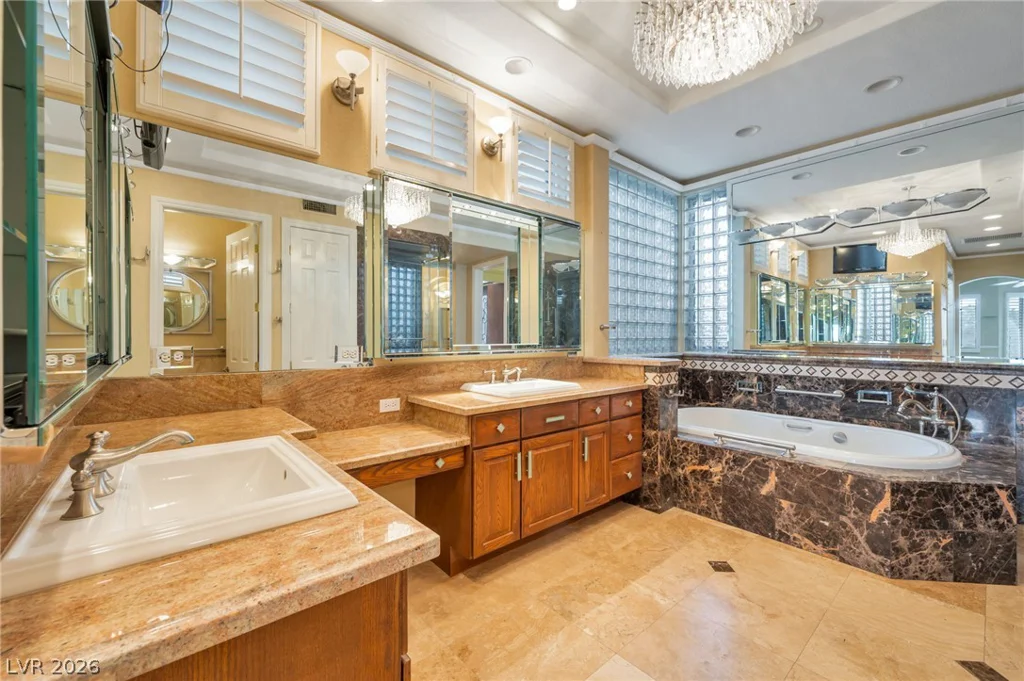 1708 Wincanton, Las Vegas, NV 89134