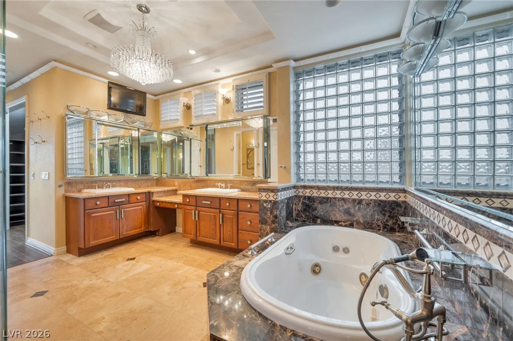 1708 Wincanton, Las Vegas, NV 89134