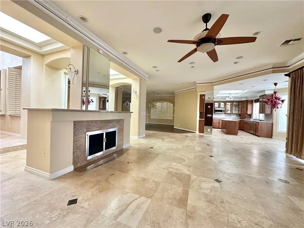 1708 Wincanton, Las Vegas, NV 89134