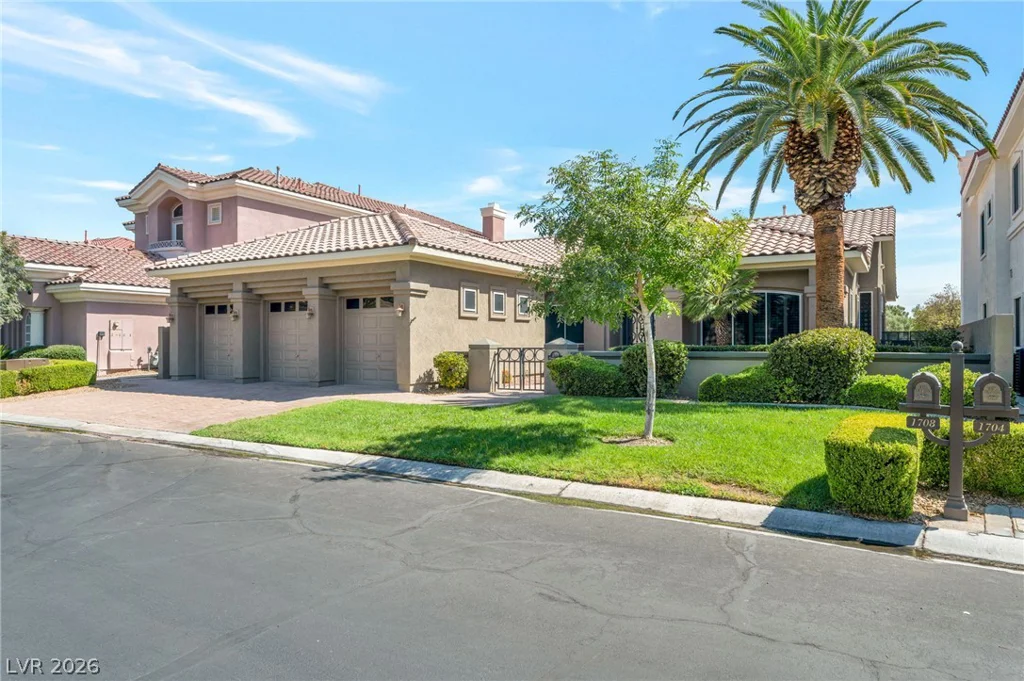 1708 Wincanton, Las Vegas, NV 89134