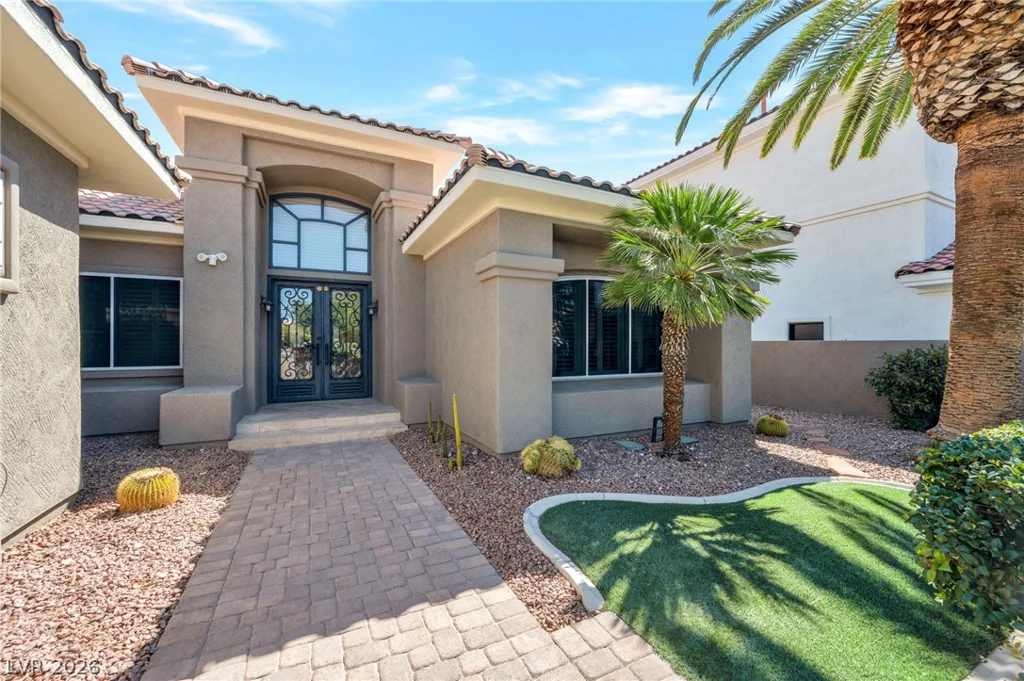 1708 Wincanton, Las Vegas, NV 89134