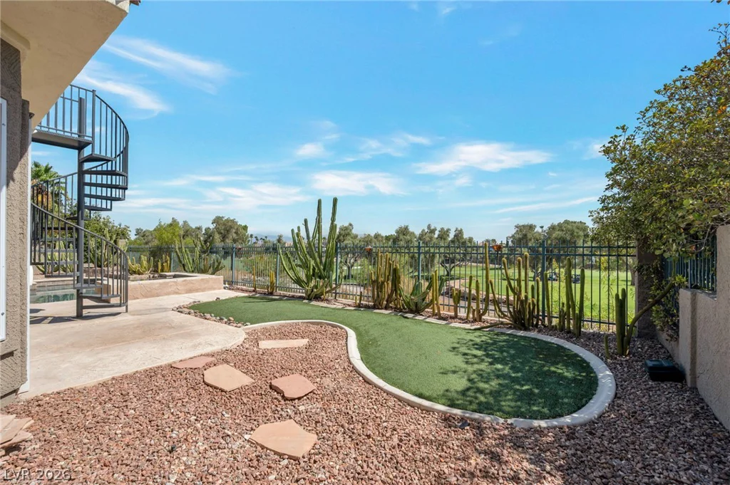 1708 Wincanton, Las Vegas, NV 89134