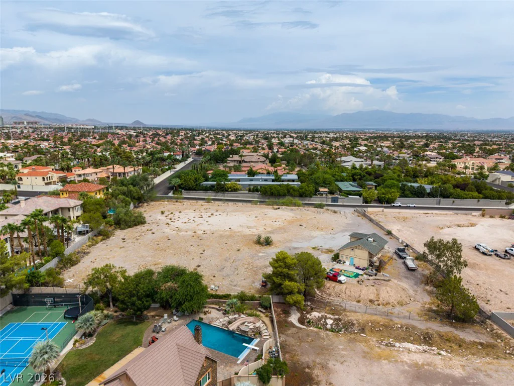 2050 Tomsik, Las Vegas, NV 89117