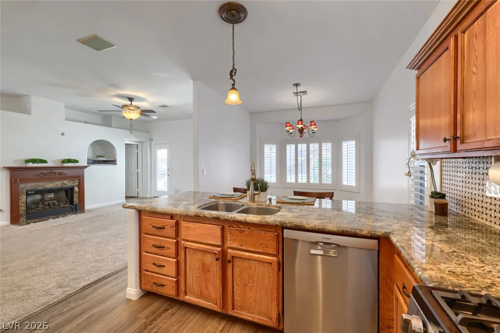 1697 Freedom, Henderson, NV 89014