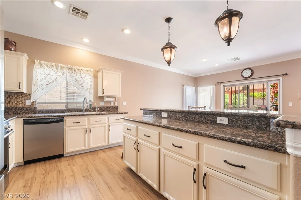 5910 Terra Grande, Las Vegas, NV 89122