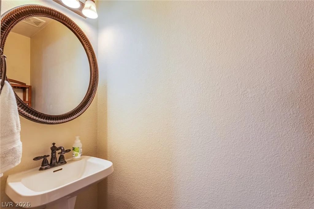 253 Camelback Ridge, Henderson, NV 89012