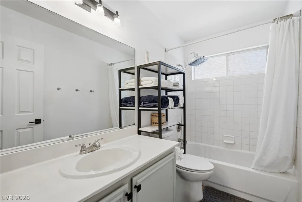 4707 Denali, North Las Vegas, NV 89032