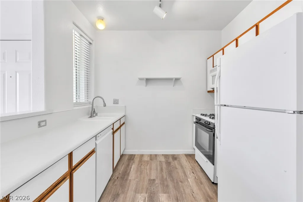 4960 Harrison, Las Vegas, NV 89120