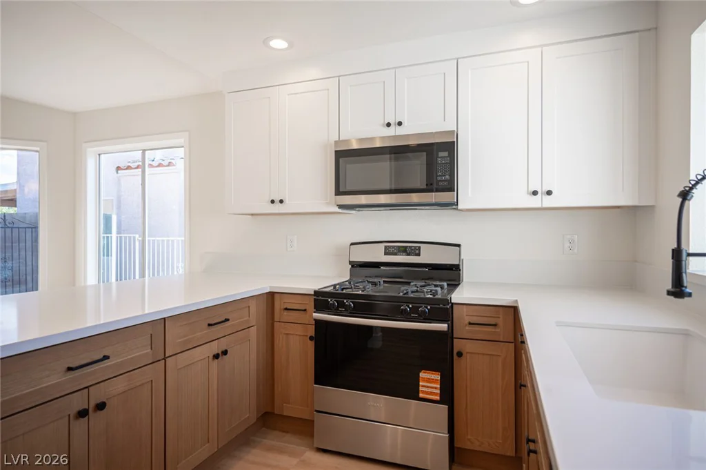 5775 Ballinger, Las Vegas, NV 89142