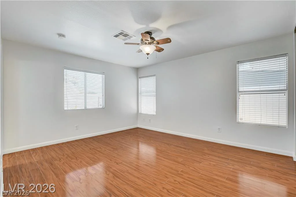 320 Searchlight, Las Vegas, NV 89110