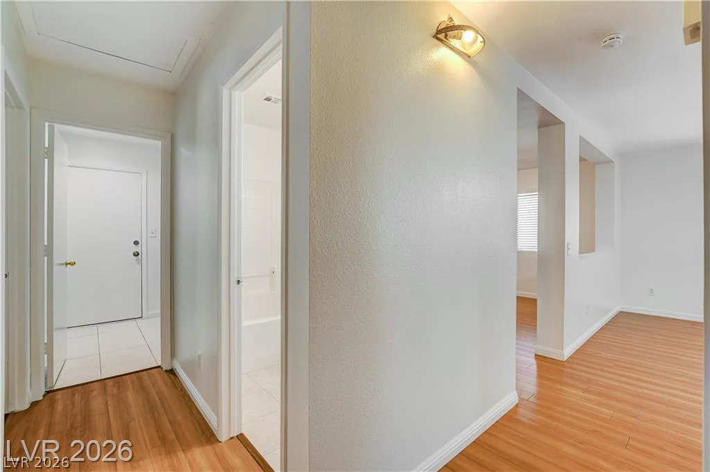 320 Searchlight, Las Vegas, NV 89110